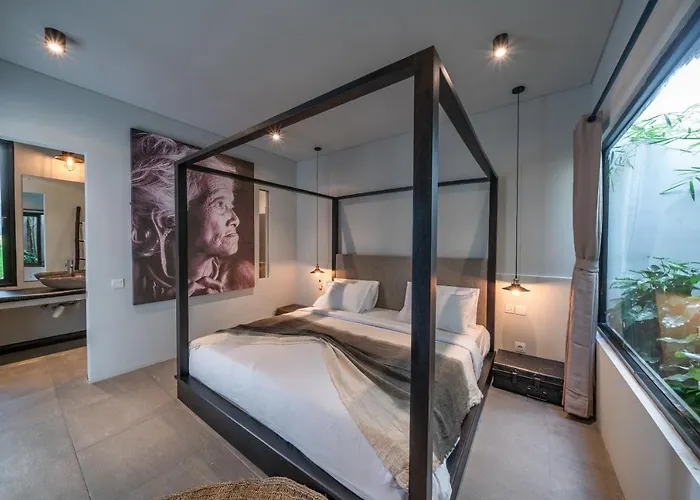 Wiraja 2 - Classy 4 Bdr In The Heart For Villa Canggu (Bali)