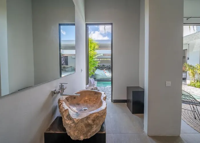 Villa Wiraja 2 - Classy 4 Bdr In The Heart For