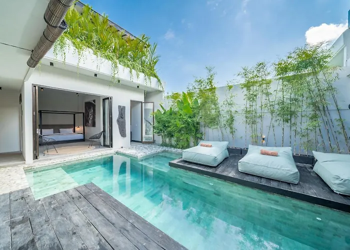 Wiraja 2 - Classy 4 Bdr In The Heart For Villa Canggu (Bali)