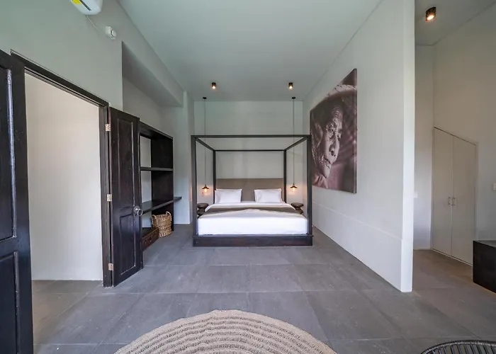 Wiraja 2 - Classy 4 Bdr In The Heart For Villa Canggu (Bali)